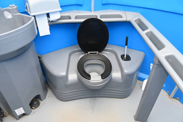 Porta potty delivery and setup in Cherryland, CA